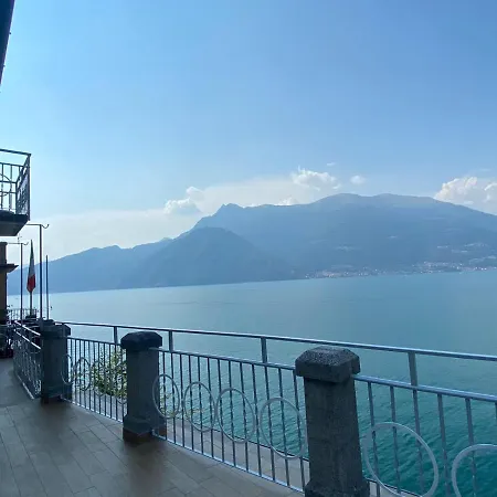 شقة With Big Terrace And Direct Access To The Beach *
