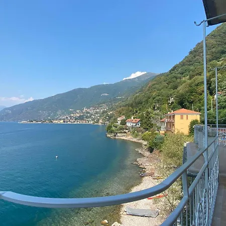 Daire With Big Terrace And Direct Access To The Beach Varenna