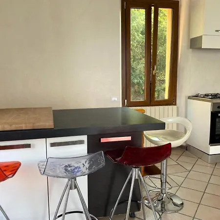 With Big Terrace And Direct Access To The Beach דירה *
