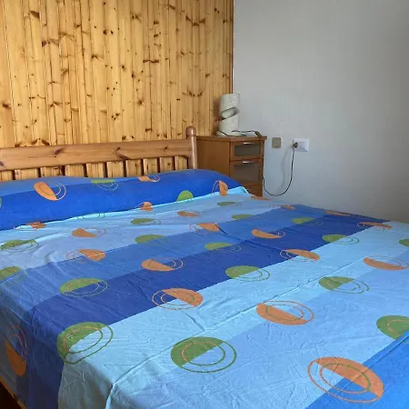 דירה With Big Terrace And Direct Access To The Beach *